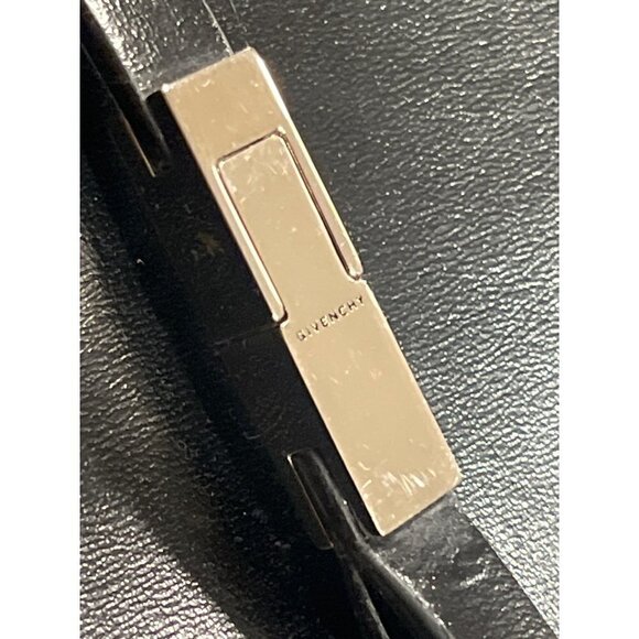 Givenchy Small Cut Out Bag in Black Leather Unisex Shoulder Handbag Purse - Picture 7 of 16